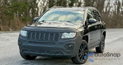 2015 Jeep Compass Sport z USA, uszkodzony, nr VIN 1C4NJDBB5FD183891